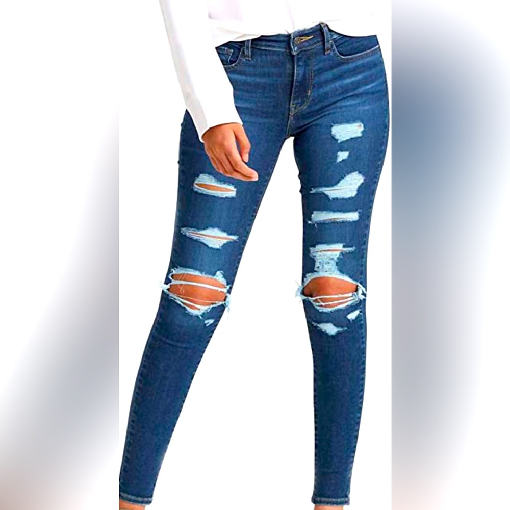 Levi’s 510 Super Skinny destroyed jeans